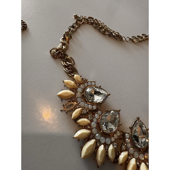 Yellow Choker Necklace Gold Tone - Picture 7 of 7